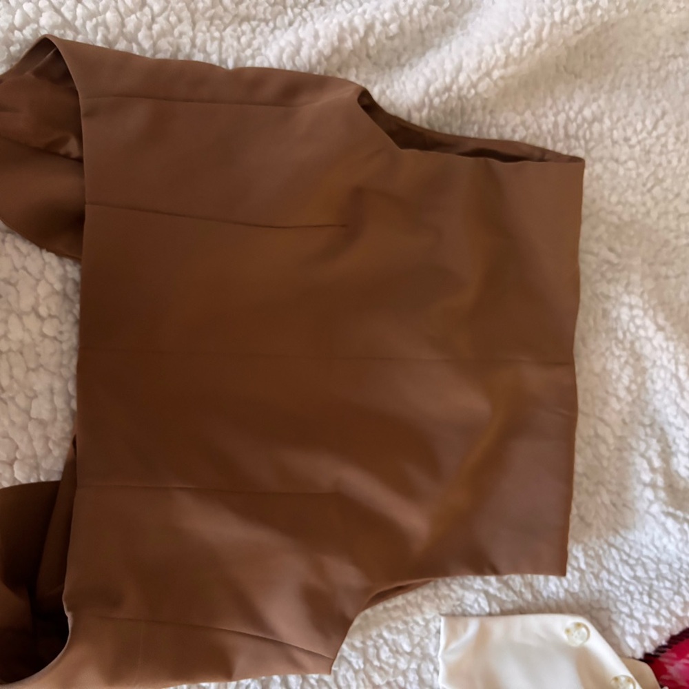 Brown Sleeveless Top